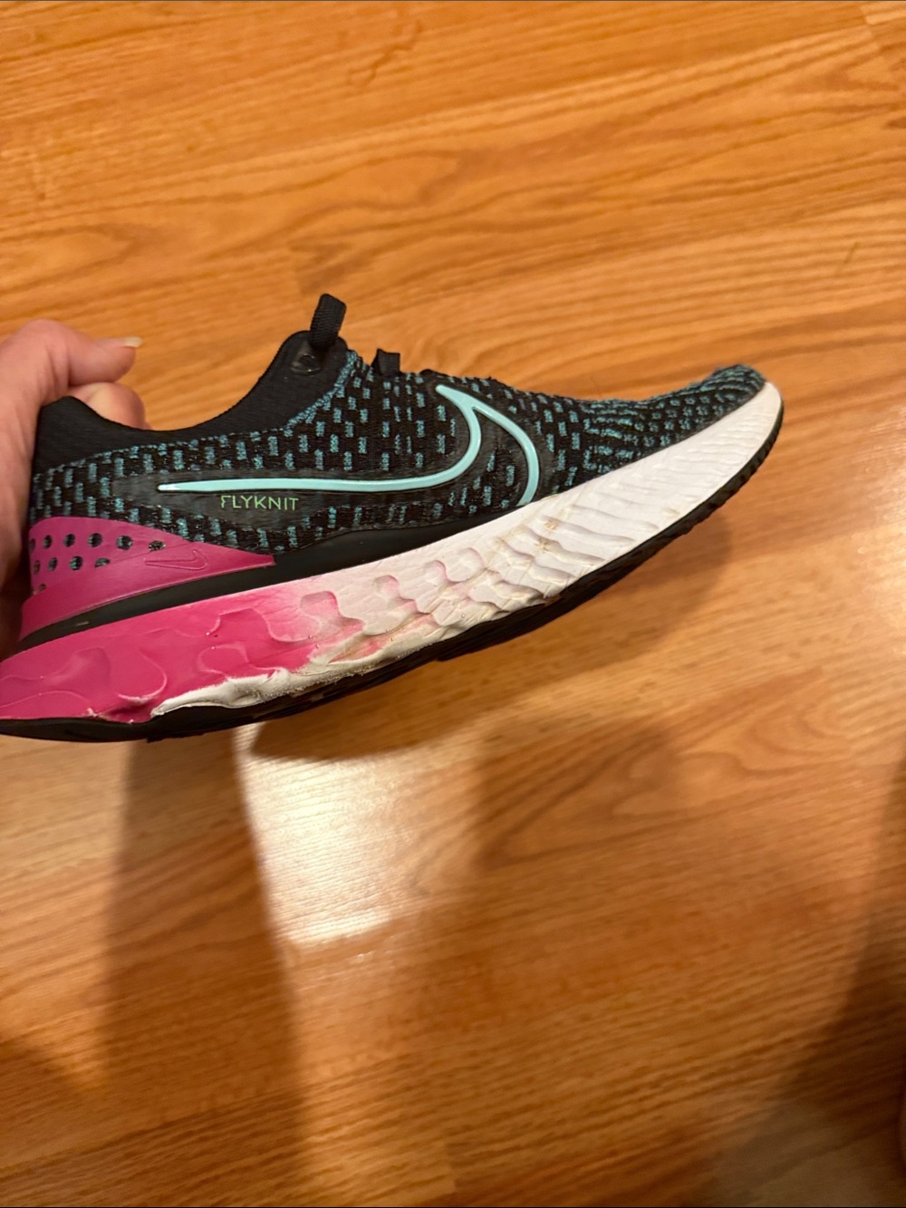 Nike Women’s Flyknit Trainer - Black/Teal/Pink